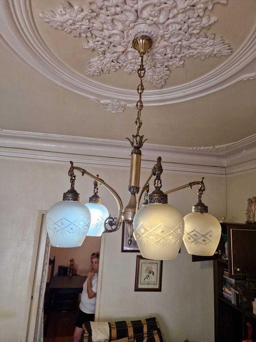 Candeeiro de Teto Vintage de 5 Luzes com Globos em Vidro Fosco
