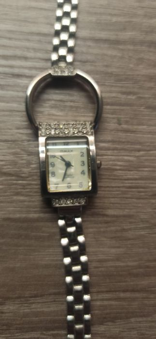 Часы женские omax