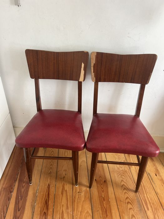 Duas cadeiras vintage (cadeiras de taberna)