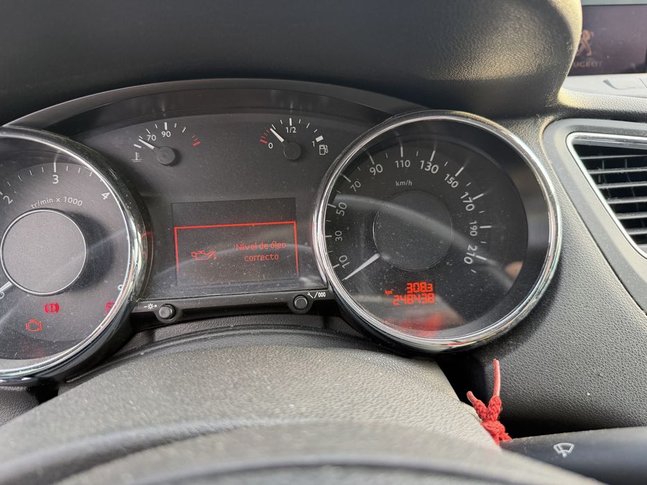 Peugeot 5008 2011