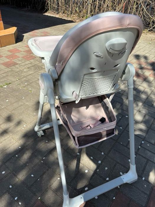Krzeselko do karmienia Kinderkraft Lastree Pink
