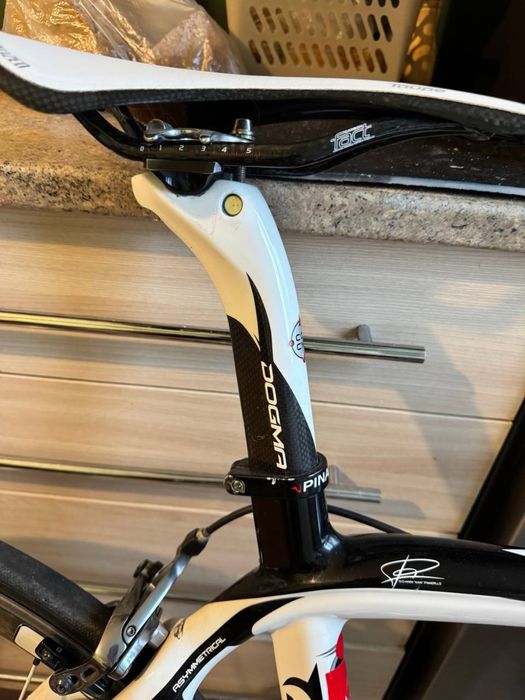 Велосипед шосейний Pinarello Dogma