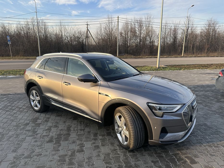 Audi e-tron 95кВт топ-комплектація ідеальний стан