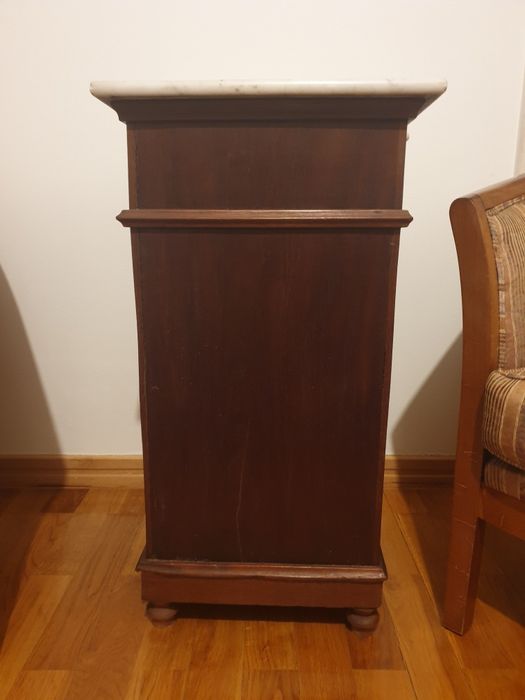 Side table with stone top64741251374978123