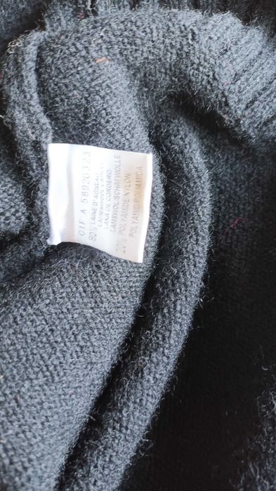 Pullover em preto