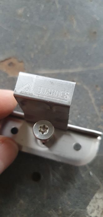 Harfa ruchoma uchwyt do blachy na rąbek stojący nierdzewny