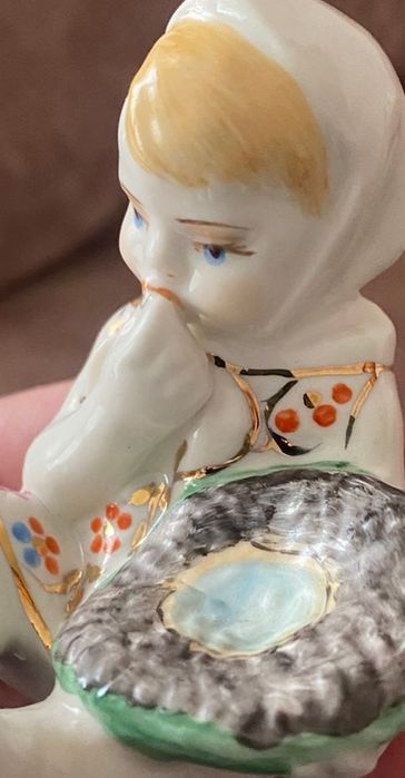 Фарфор статуетки