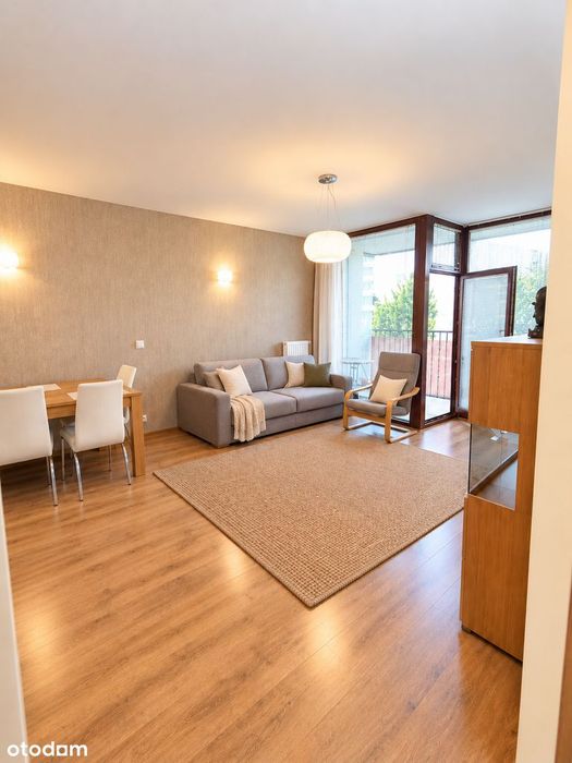 47 m² | 2 pokoje | balkon | klimatyzacja | winda | Węglin Południowy