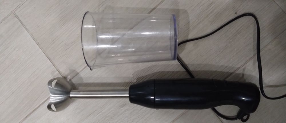 Продам блендер новий