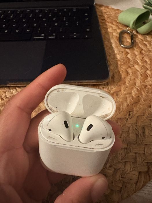 Apple AirPods 2ª Geração – Usados