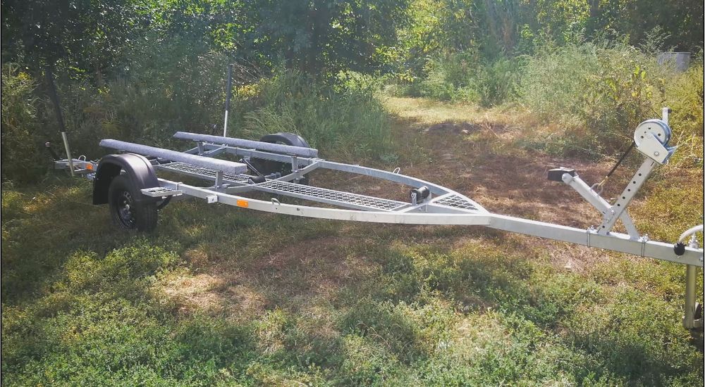 Продам лодочный прицеп