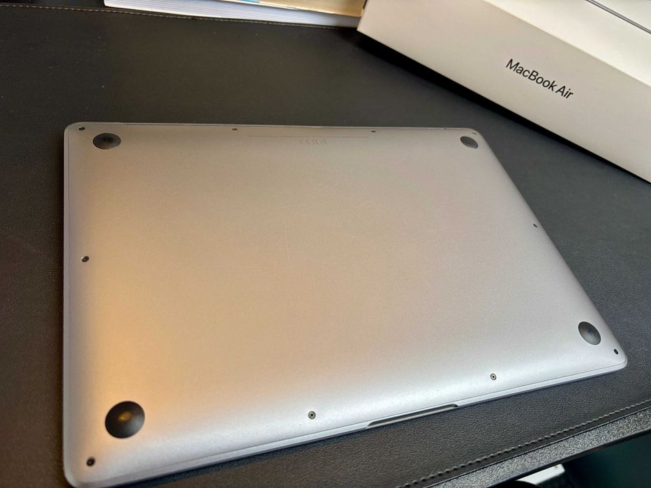 MacBook Air 13” M1 (A2337) – Idealny • Folia ekran • Gratis HUB USB-C!