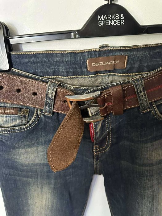 Женские джинсы Dsquared  с кожаным ремнем
