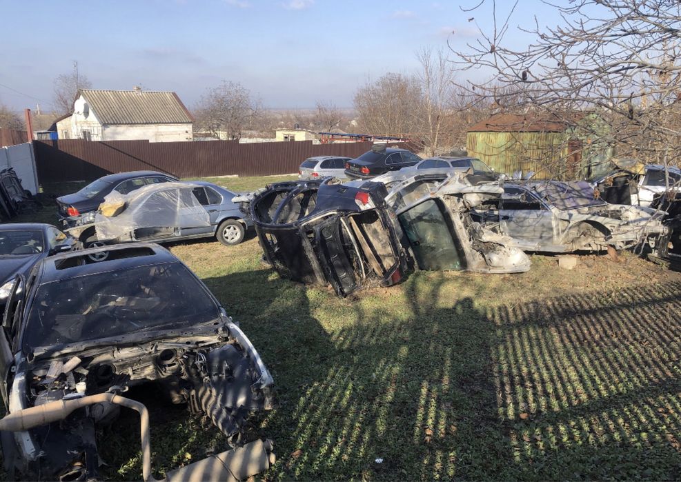 Запчасти  разборка  БМВ е32е34е36е38е39е46е53е60е70е65е90е92 Х5