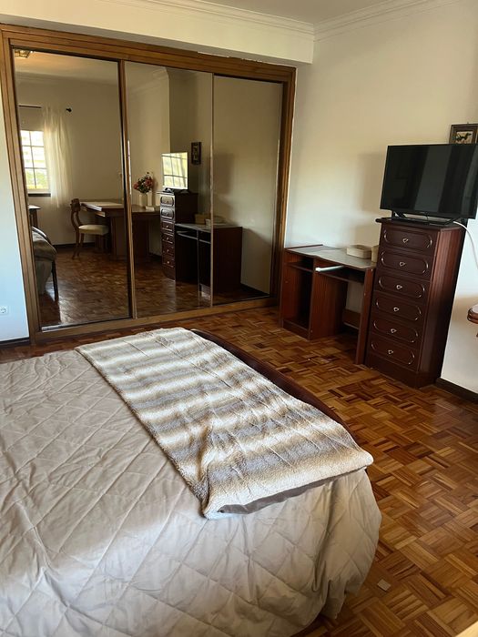 Quarto para arrendar