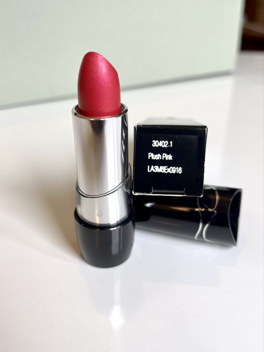 Batom rosa Oriflame Sensual Velvet