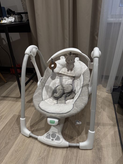 Дитяча крісло-гойдалка