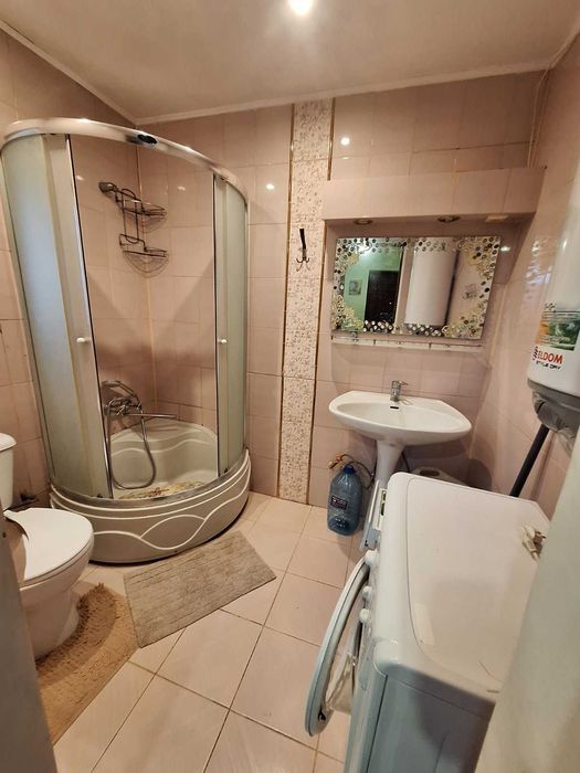 Сдаю  1 ком дом улица Монтажников 1 рн Голосеевский