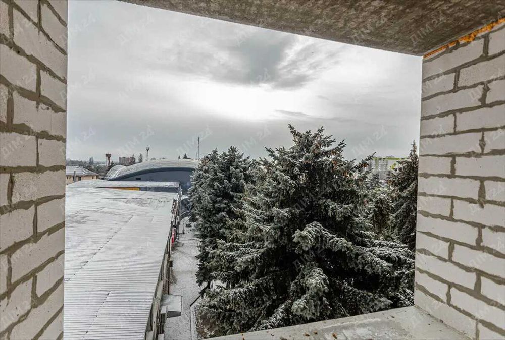 Трикімнатна квартира з панорамою на Карпати!