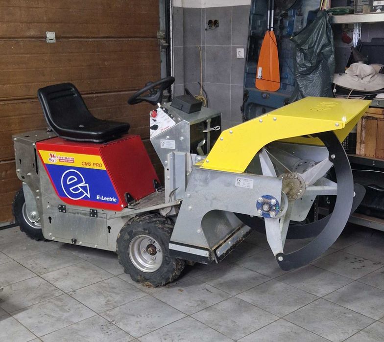 Westermann Elektro+ Podgarniacz slimakowy do paszy, TMR