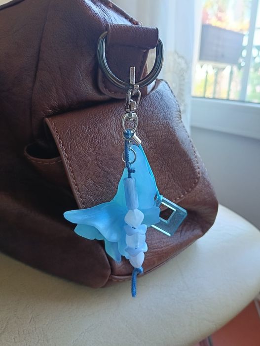 Bag charm artesanal borboleta
