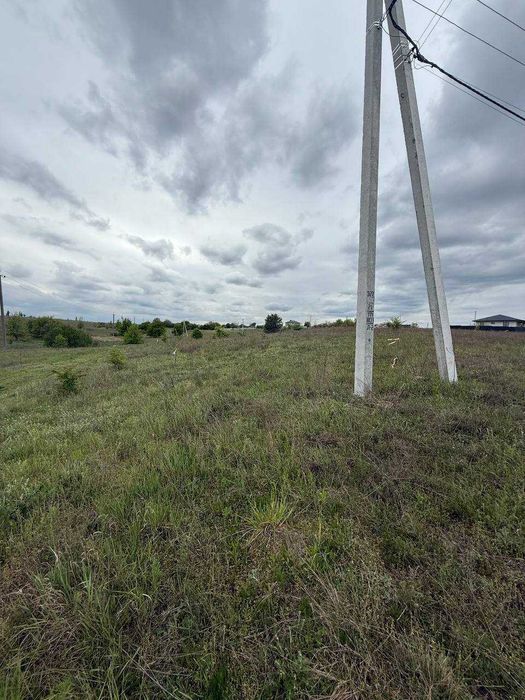 Продам ділянку 10 соток під житлову забудову в с.Мироцьке