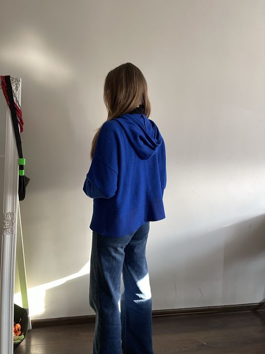 Синій светр з капюшоном XL, тепла кофта в гарному стані