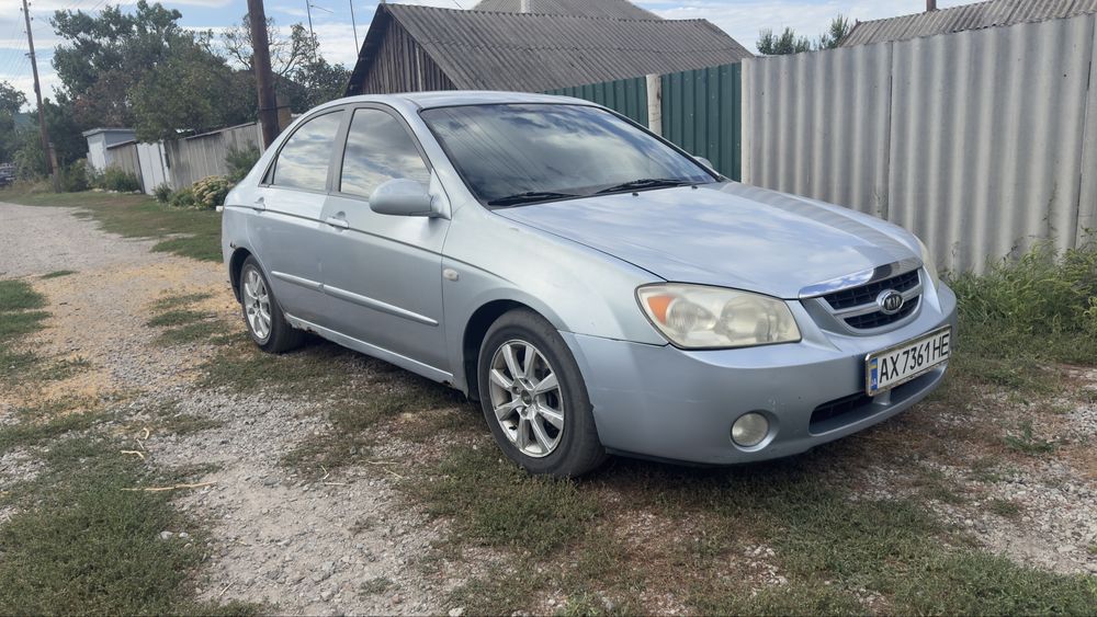 KIA CERATO 1,6 .2006