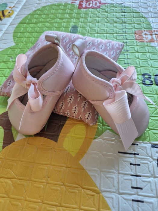 Lote sapatos bebé menina