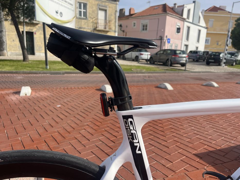 Pinarello gan disk Di2