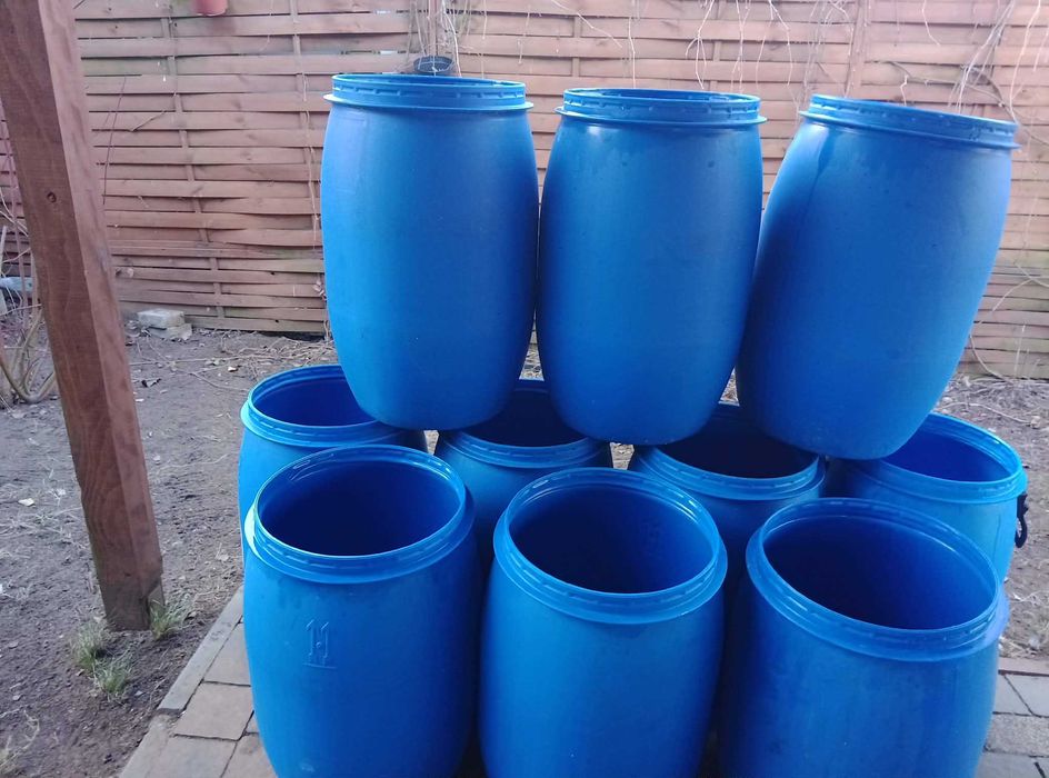 Beczki plastikowe 60L