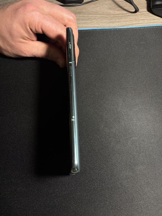 Продам телефон OnePlus 10 Pro 12/256