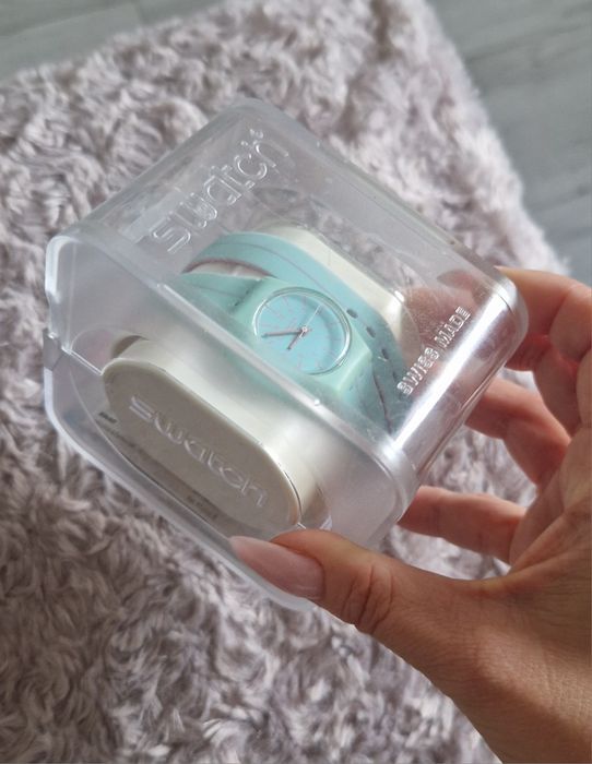 Часы Swatch женские