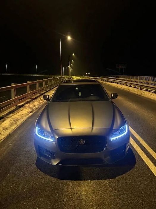 Jaguar XF Jaguar XF 2.0 AWD R-SPORT