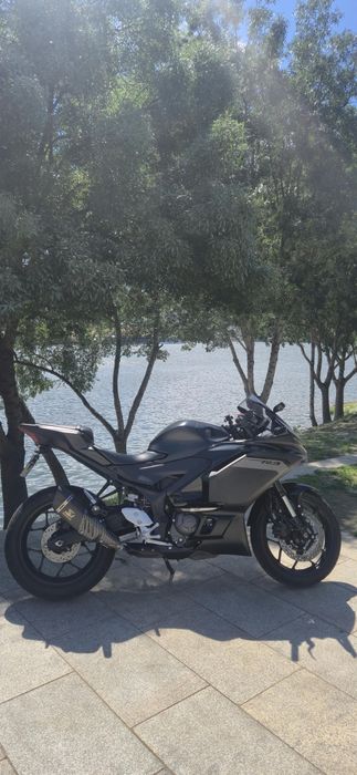 Yamaha R3 - 2025
