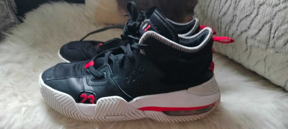 Buty sportowe Nike Jordan Jordan stay loyal 2 40