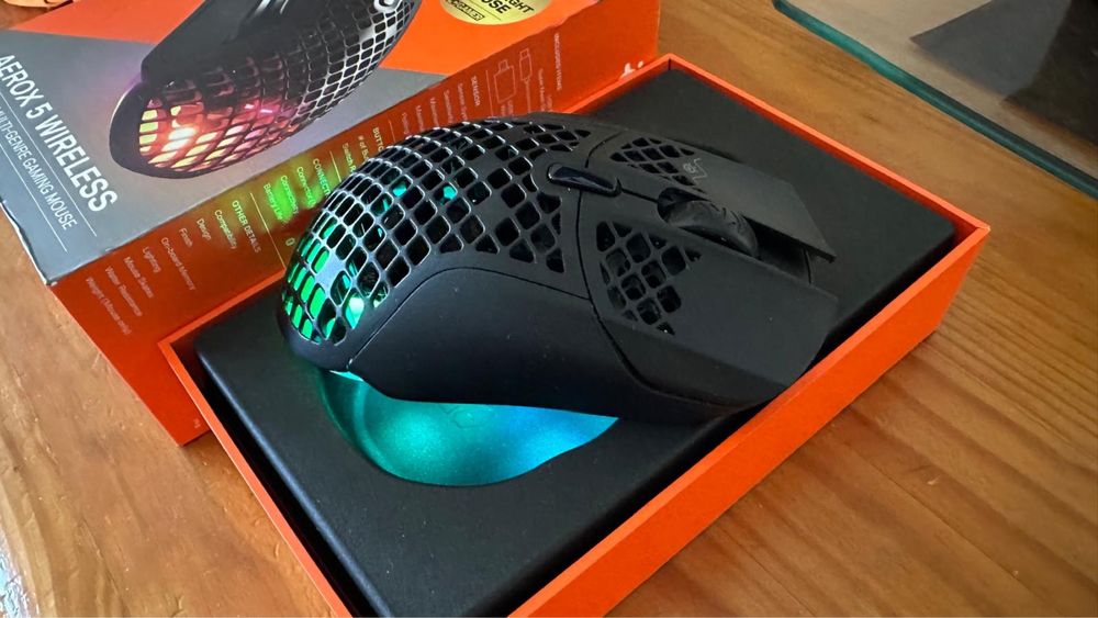 Rato Steelseries aerox 5 wireless