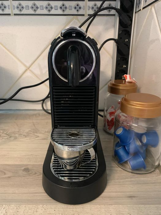 Maquina de cafe nespresso64741014879490120