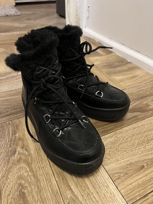 Buty zimowe damskie