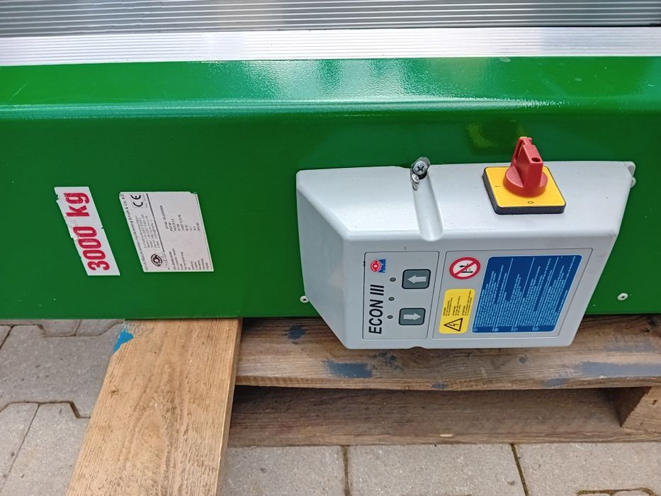 Podnośnik Dwukolumnowy Maha Econ III 3000 kg