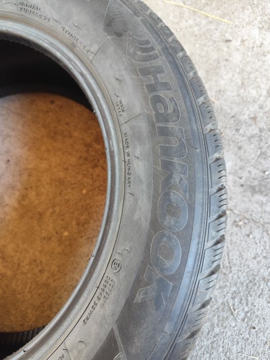 Komplet opon zimowych Hankook  225/60/r17