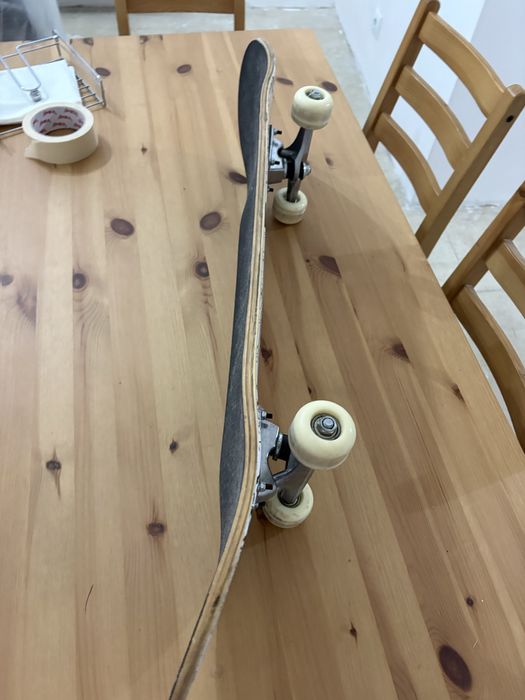 Vendo skate com pouco uso