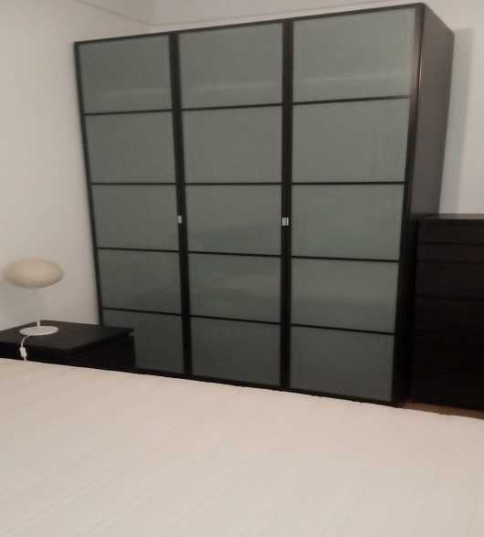 Moradia T2-R/C, Mobilada, Aroeira, Charneca Caparica num condomínio.