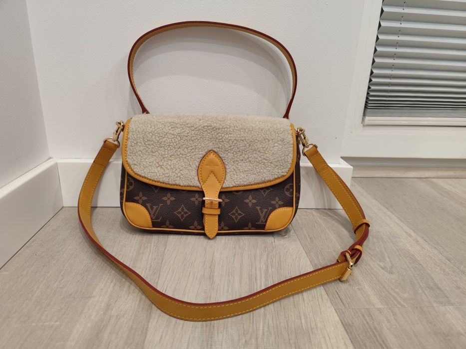 Torebka Louis Vuitton Diane crossbody na ramię