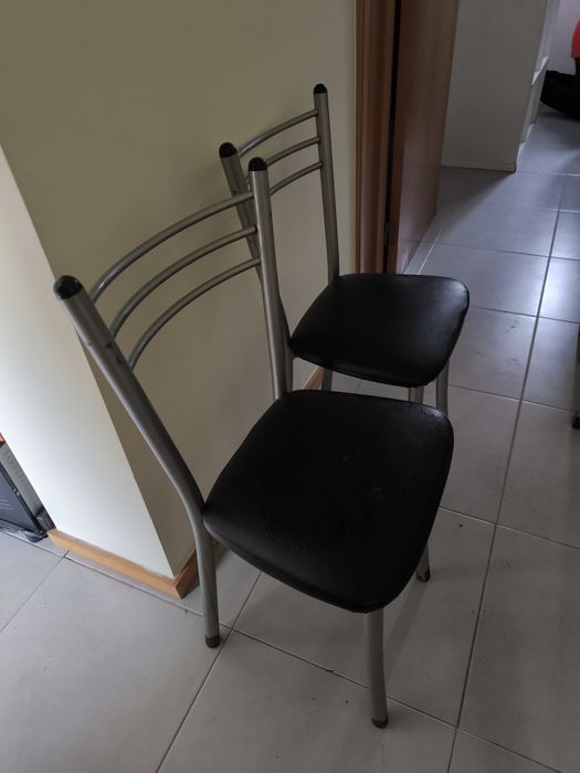 Mesa vidro + 4 cadeiras