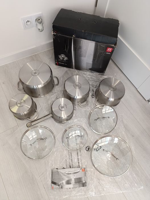 Zestaw garnków Zwilling Flow 9 el.
