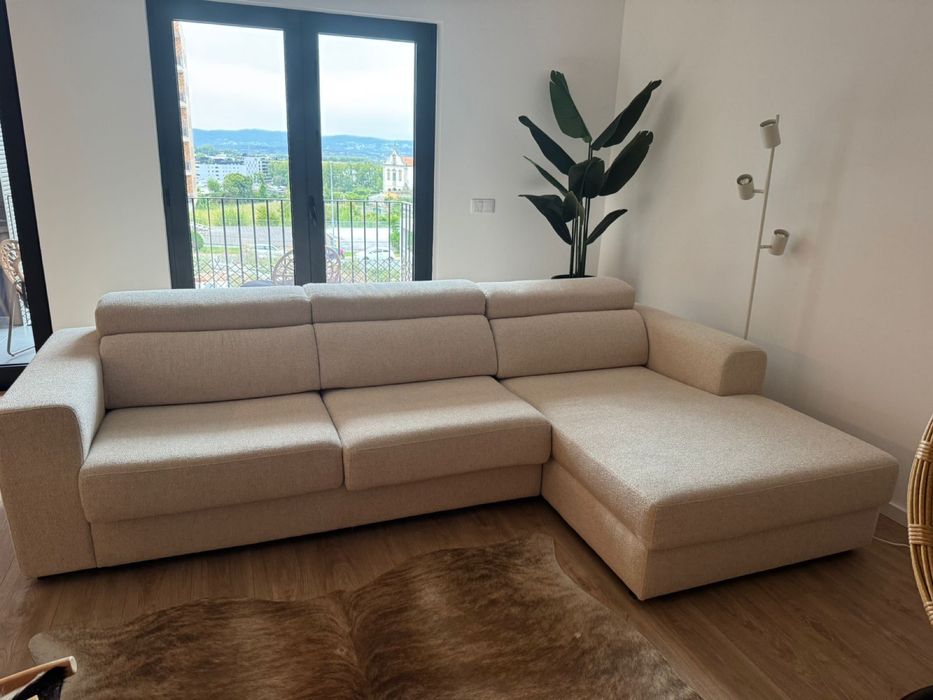 Sofa de 3 lugares com chaise longue