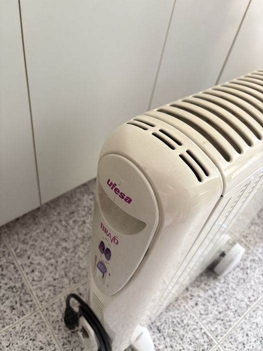 Aquecedor a oleo UFESA