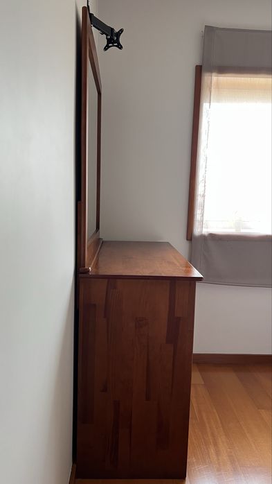 Conjunto de Quarto completo em Pinho Maciço