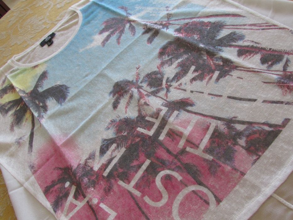 T-shirts com palmeiras marca Mango